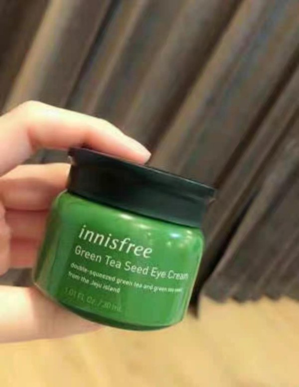 雅诗兰黛干性皮肤眼霜,雅诗兰黛抗蓝光眼霜好用不