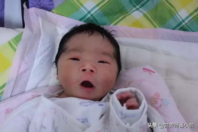 粟粒疹宝宝,宝宝红斑丘疹鉴别图谱