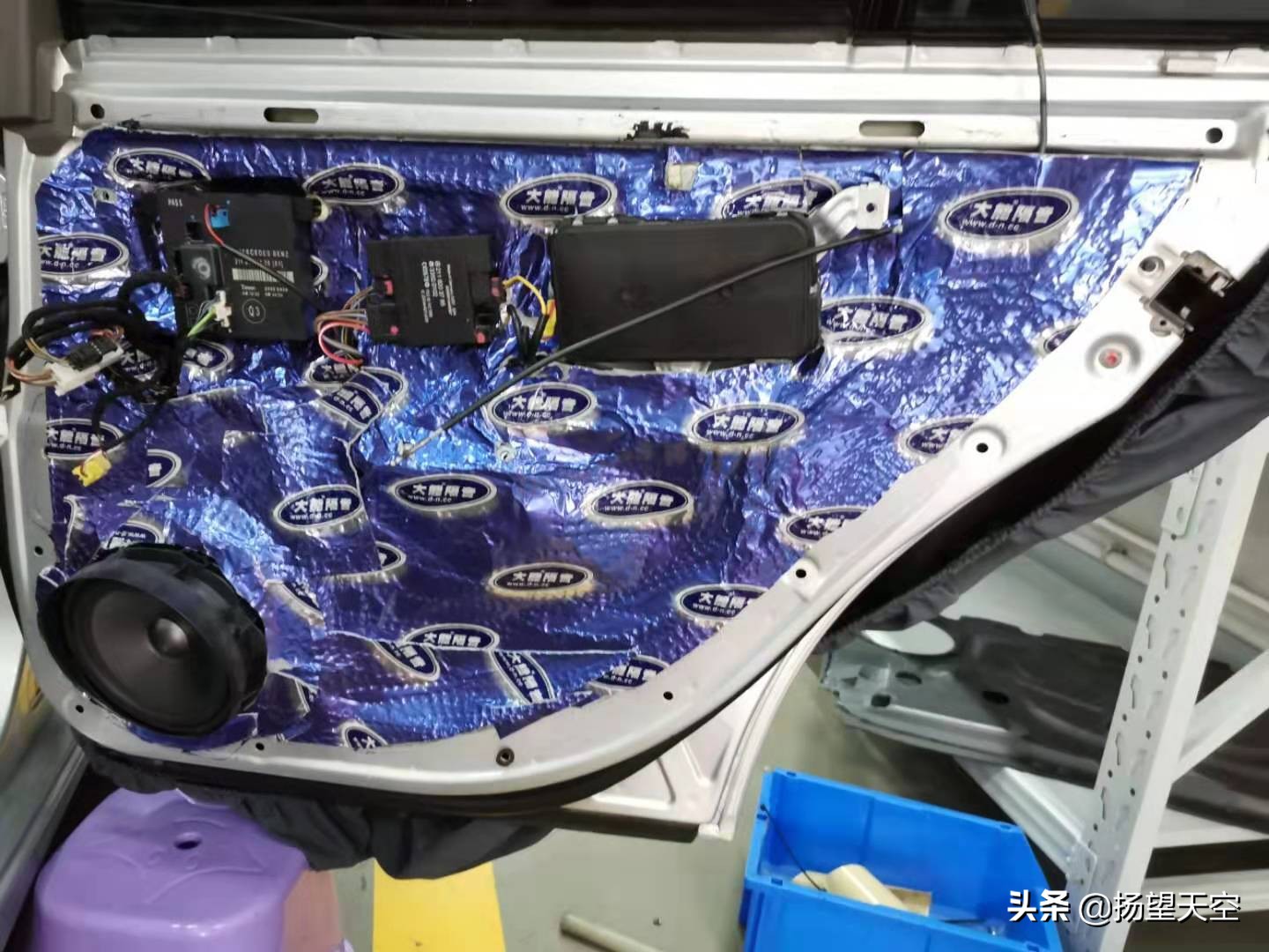 请问奔驰e280的详细资料,奔驰e280是操控还是舒适