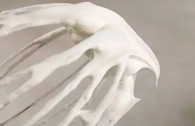 奶油打发不稳定怎么拯救,乳脂奶油和动物奶油打发对比