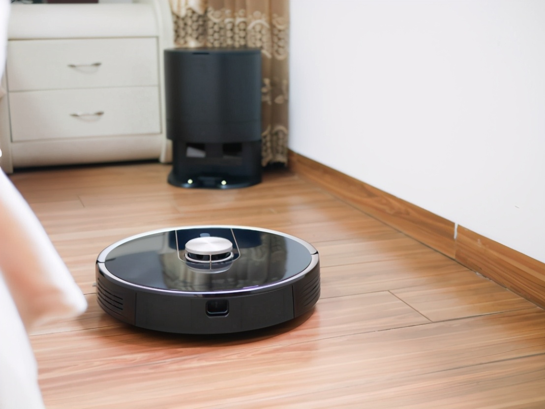 由利扫地拖地一体机自清洁,由利全自动扫地机直播