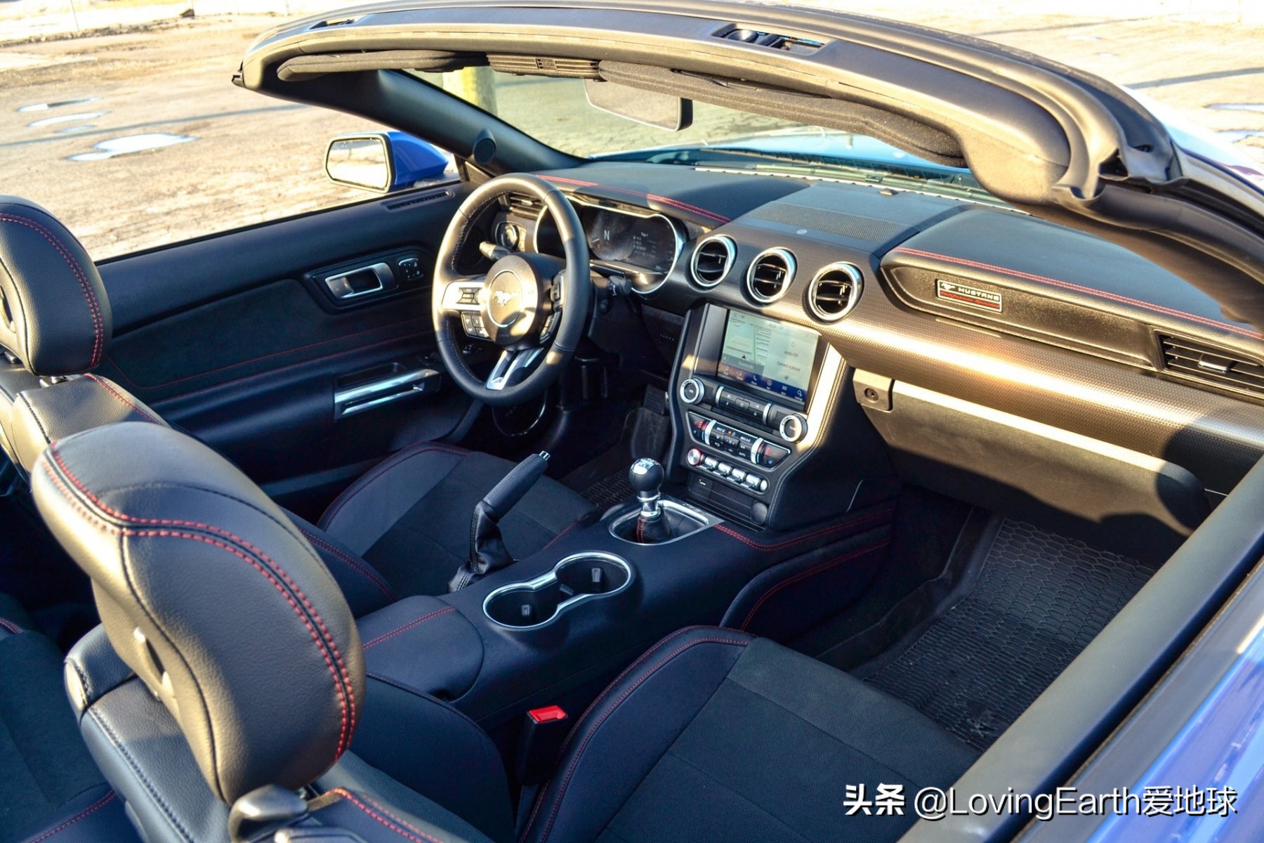 福特野马gt豪华跑车2024,福特野马gt敞篷加州限量版