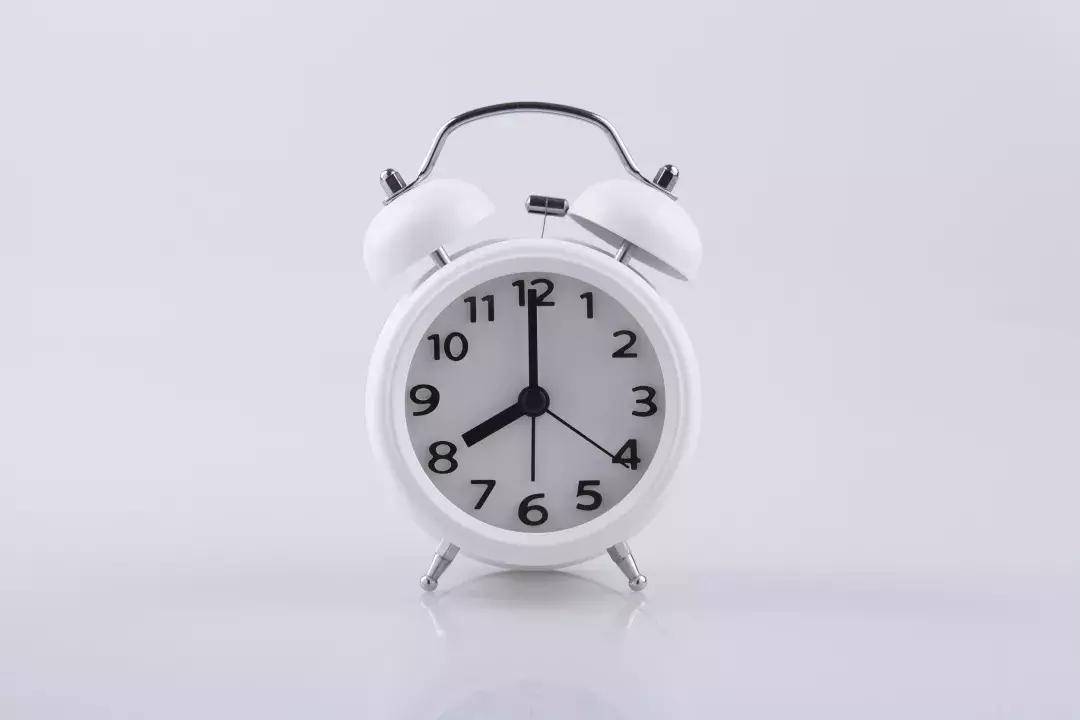 坐久了腰疼难忍？记好这三点让你坐着说话不腰疼