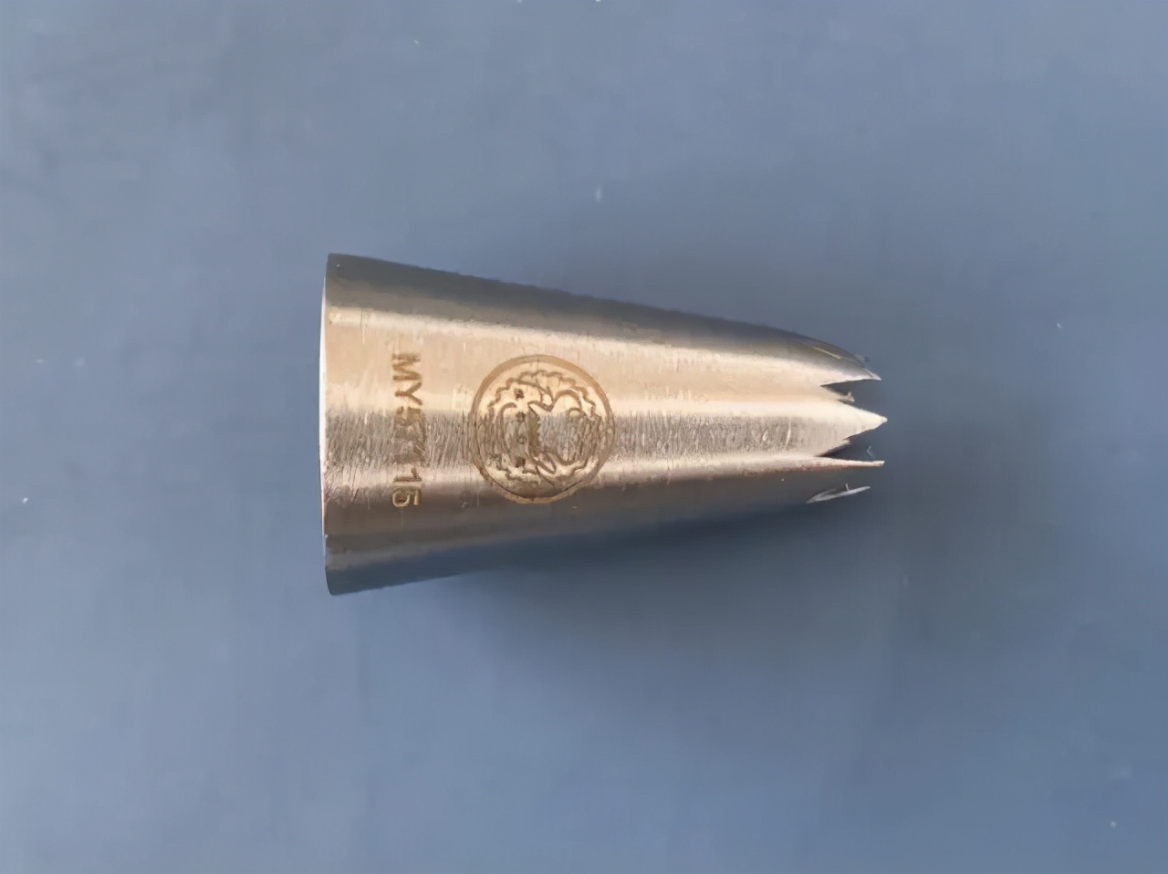 没有裱花袋裱花嘴泡芙奶油怎么挤,奶油裱花嘴怎么自做