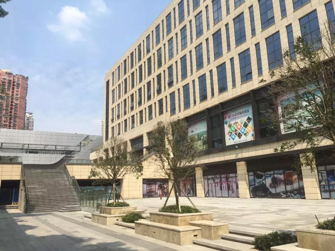 重庆南坪失败的商业地产,重庆一商圈成空城