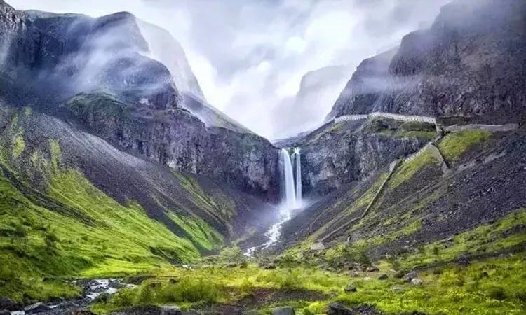 延吉旅游景点美食推荐,延吉市美食旅游攻略年糕火锅