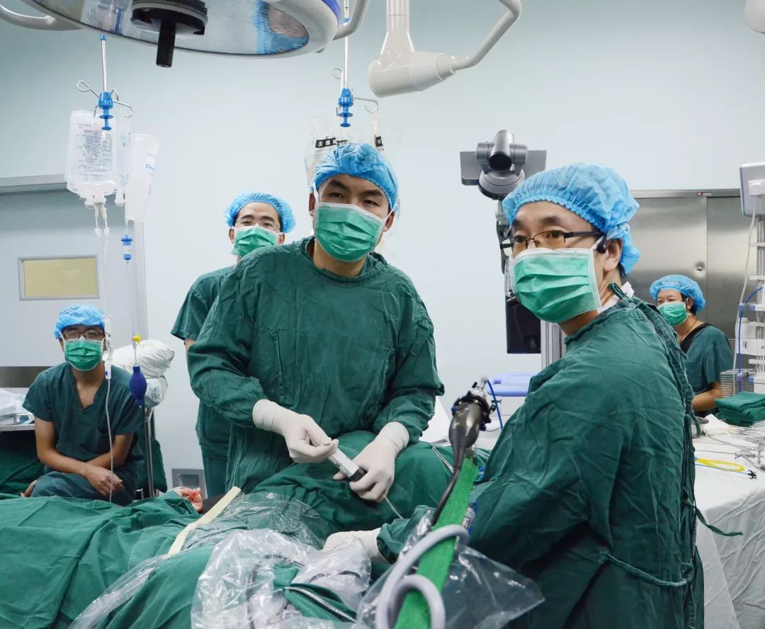 徐医附院泌尿外科专家风采,徐医附院泌尿外科手术