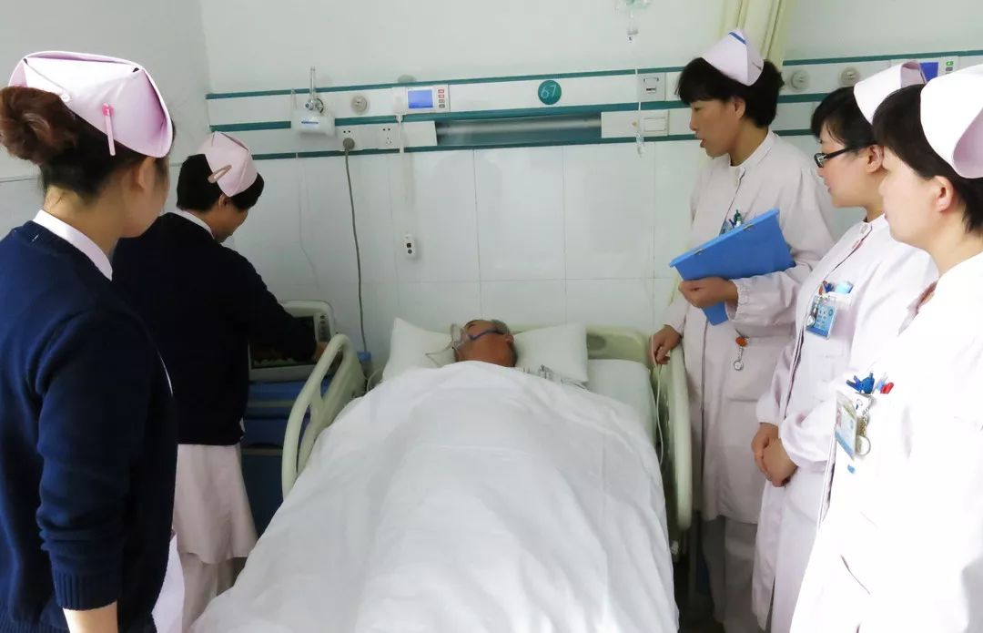 徐医附院泌尿外科专家风采,徐医附院泌尿外科手术