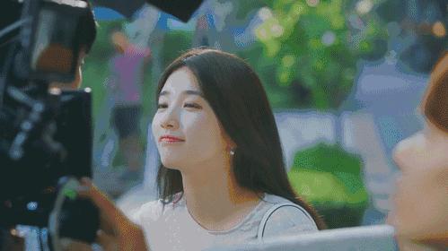 油腻泛红毛孔粗大用什么面膜,油腻暗沉皮肤用什么护肤品好