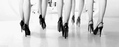 看完这篇你会受益匪浅,5个诀窍让你穿高跟鞋如履平地