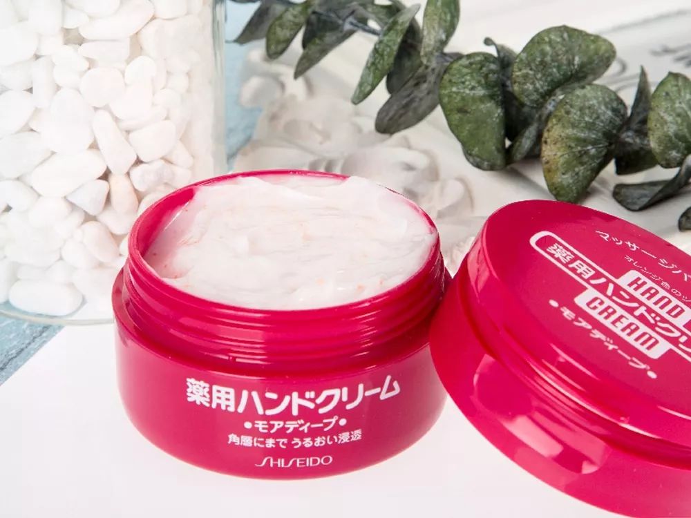 日本红罐护手霜推荐第一名,护手霜日本小红罐