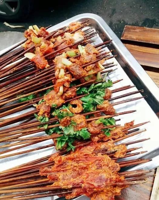 乐山嘉州长卷天街黄氏麻辣烫菜单,市中区乐山麻辣烫哪家最好吃