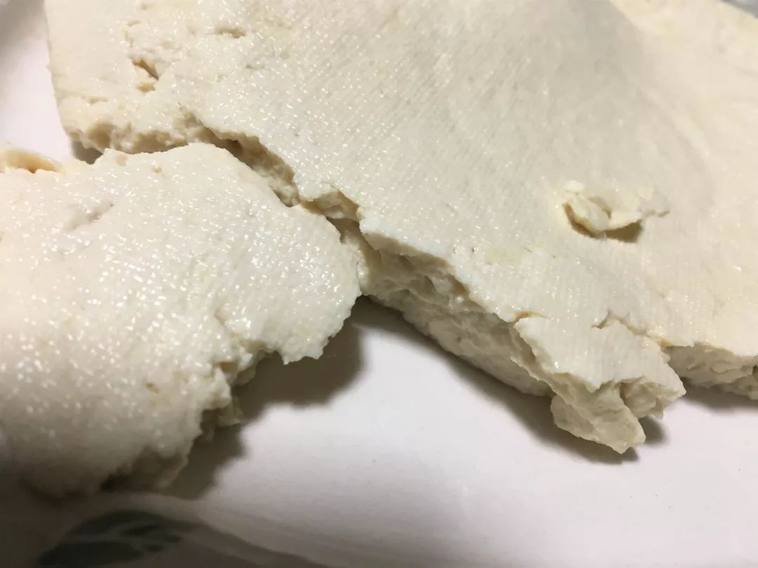 豆浆粉放着就变硬了还能吃吗,豆浆变硬小窍门