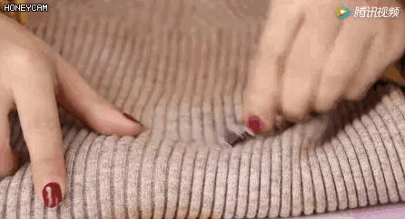 大衣不用熨烫怎么去褶皱,大衣不用洗的办法