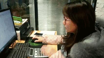 拯救你的颈椎！这款德国变态”护颈”神器，让你坐着比躺着还舒服，连失眠也能救一下