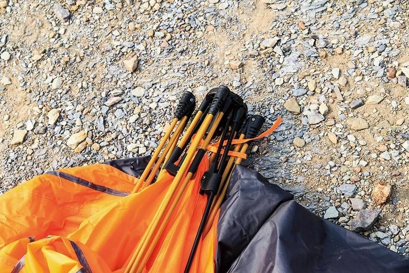 camel骆驼女款三合一冲锋衣珊瑚红,camel骆驼冲锋衣全天候锁暖