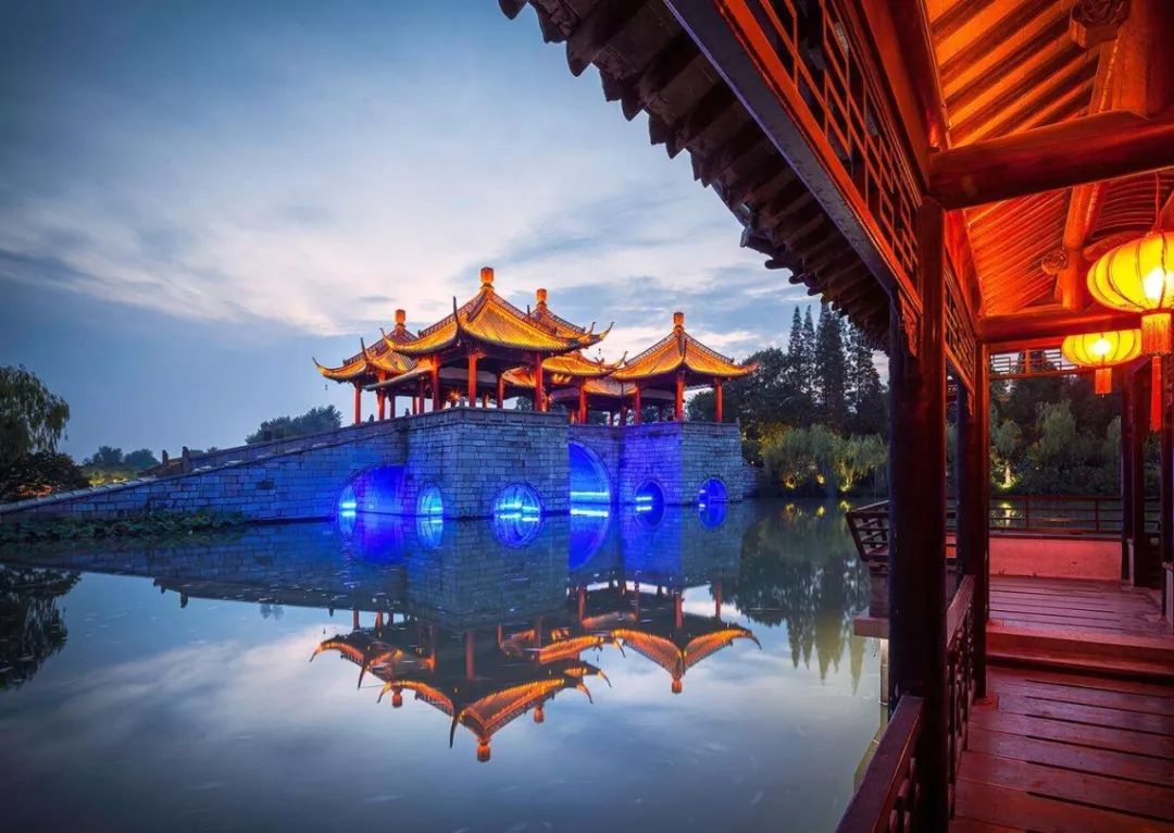 1折起售6月特价机票,低价机票预订大连