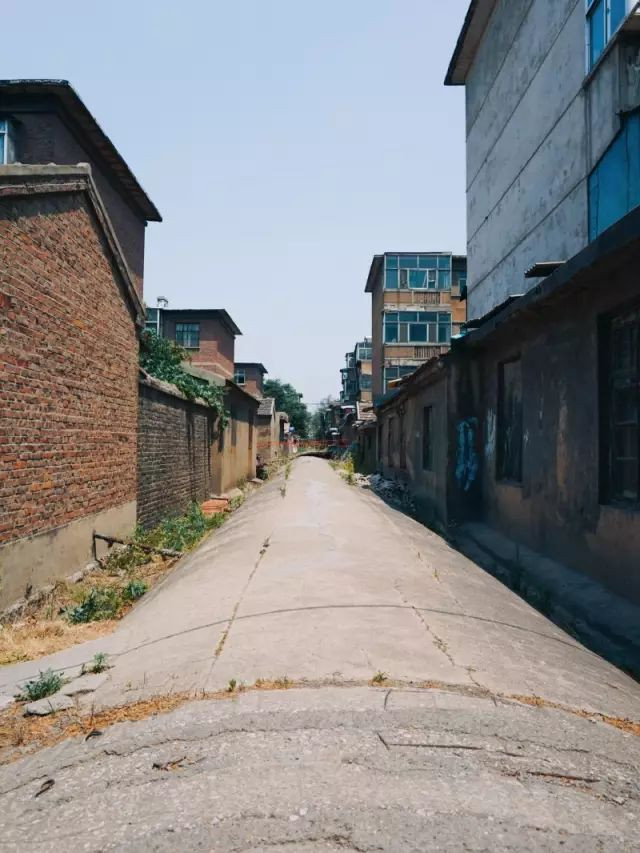 淄博那个承载我整个青春的地方，我好想穿上山铝一小的校服，再走一遍！