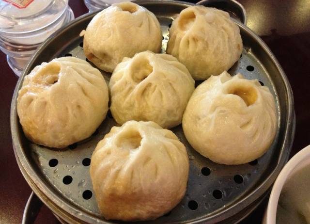 西安吃肉夹馍哪里最便宜,西安肉夹馍成都