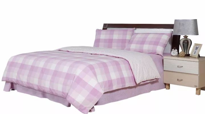 返场预告|可以裸睡的BOBO四件套，柔软亲肤的A类水洗棉材质+文艺小清新的配色，和口碑炸裂的蚕丝被是绝配