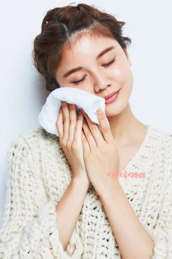 护肤｜学生*党**也买得起！15款效果不输大牌的平价护肤品安利统统不要250元！