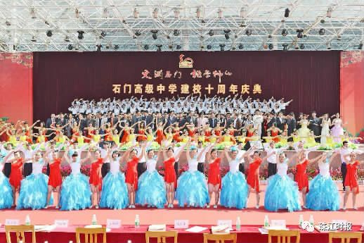 狮山石门高中有啥洪荒之力？学生中考刚达录取线，高考考入清华大学！