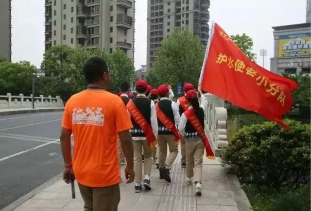 攻略来了带你一步走入新年,攻略来了游戏