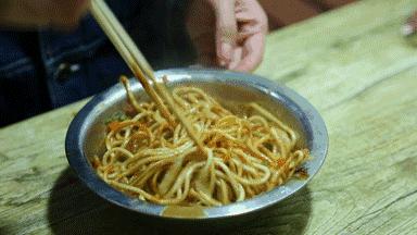 这碗面火了30年,这碗面居然上热搜了