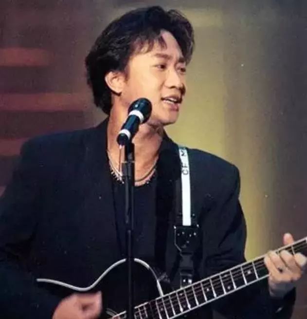 永远怀念黄家驹：33首最经典的歌曲，经典无法复制！