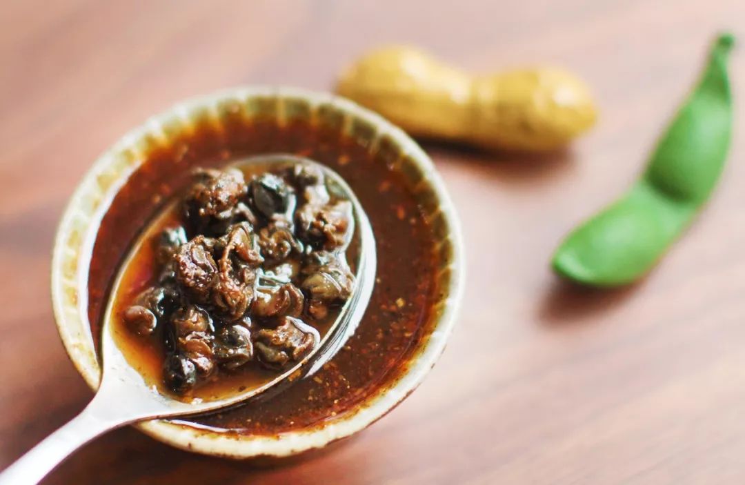 绝了绝了！这锅子是怎么回事？为毛煮啥都特别好吃