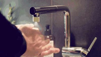 往鞋里抹点这个，走路再久都不累！聪明的人都这样做