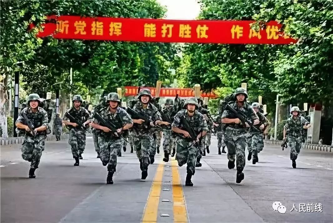 07式作战靴搭配什么裤子帅,07式作战靴霸气外露