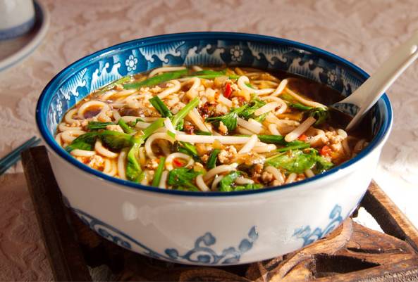 米线的最佳做法,好吃的米线的配料和做法