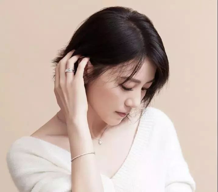 高圆圆颜值如何变化,高圆圆长发短发对比