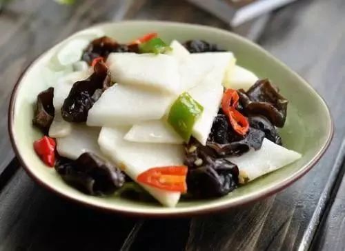 山药吃对了是补品，吃错了是“*药火**”，这4类人最好敬而远之！