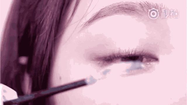 刷睫毛怎么不出苍蝇腿,睫毛怎么刷不像苍蝇腿