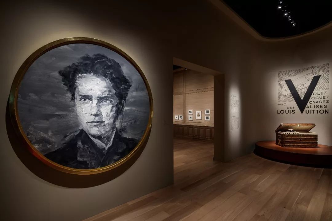 人类如何将旅行史藏在一只箱子中？