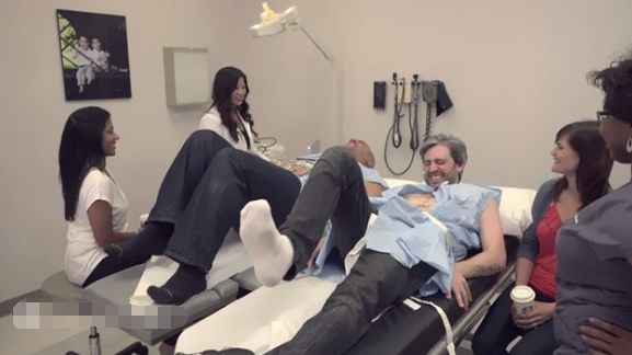 刘强东妹妹疑难产去世：“成为妈妈”，是女人这辈子要付出的最大代价