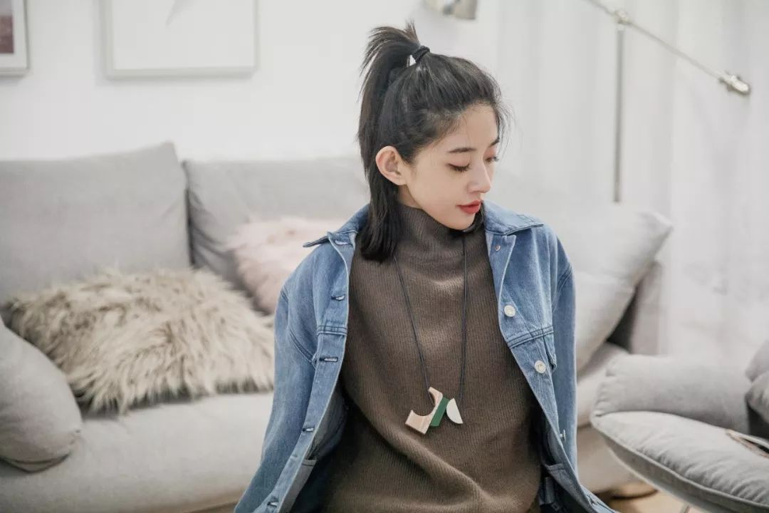 便宜又百搭的配饰有哪些,时髦又平价的服装配饰推荐