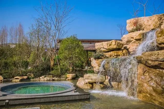 杭州适合泡温泉的地方,杭州泡温泉必备清单
