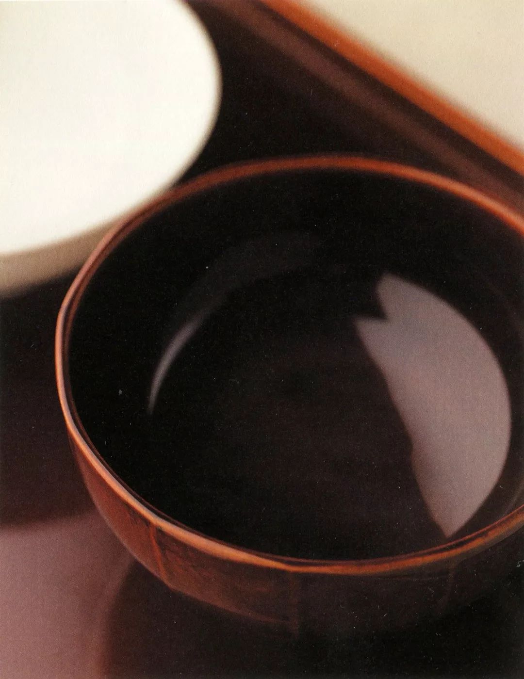 一只小小的碗,一个小小的碗