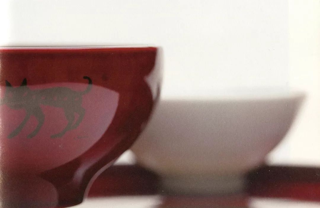 一只小小的碗,一个小小的碗