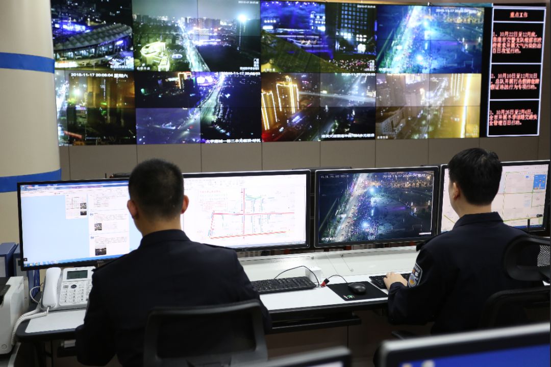 谭校长2010年演唱会现场版,谭校长94演唱会