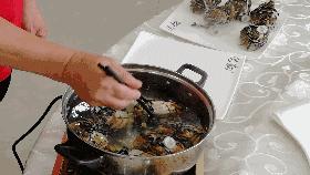 涨姿势丨煮大闸蟹的时候不要盖锅盖！最佳吃蟹季节从12月开始……这些你都知道吗？