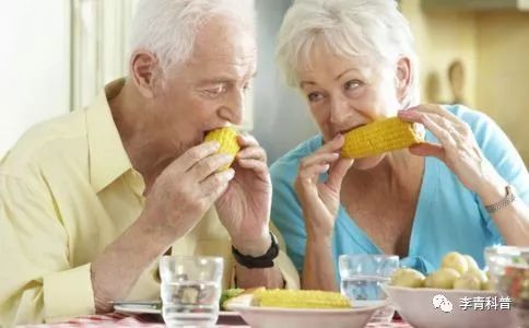 糖尿病肾病肾功能降落了，饮食应该如何控制？