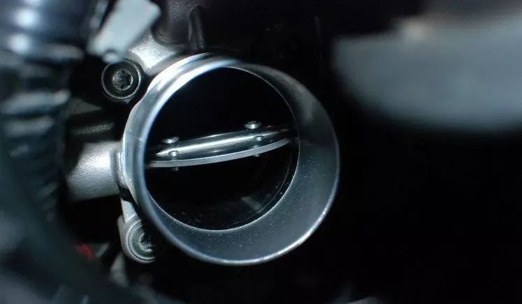 清洗节气门后动力为什么会提升,洗过节气门后加速无力