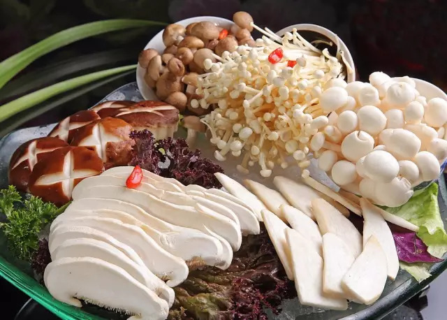 吃火锅芝麻蘸酱怎么调才好吃,吃火锅蘸酱怎么调