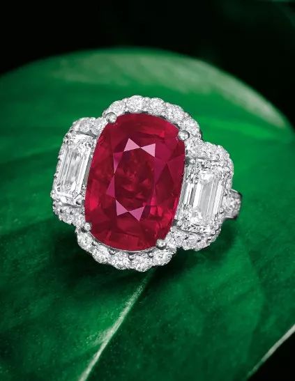 瑰丽彩宝,瑰丽珠宝及翡翠首饰春拍