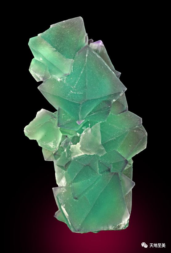 江西宁都萤石矿,江西发现最大萤石矿