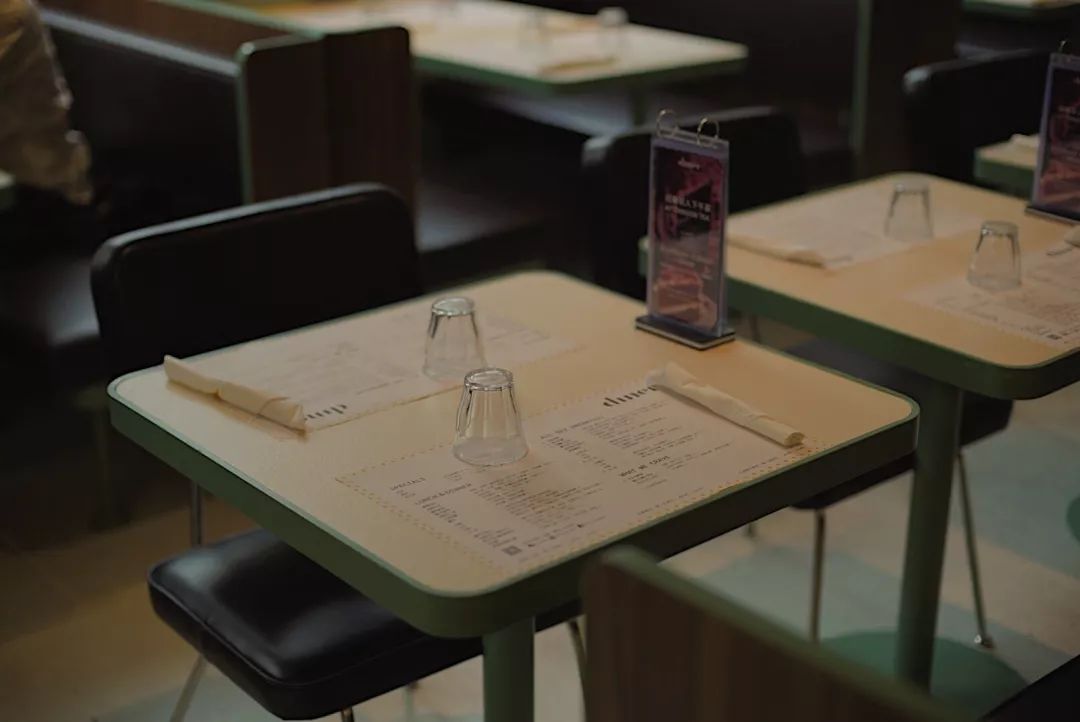 进公寓买设计品，到邮局逛百货店，这三家潮铺我真的摸不透